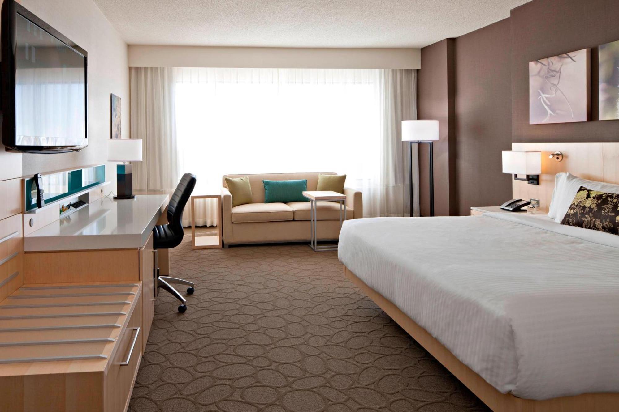 เดลต้า โฮเต็ล บาย แมริออท เอดมันตัน เซาท์ คอนเฟอเรนซ์ เซ็นเตอร์ Hotel ภายนอก รูปภาพ
