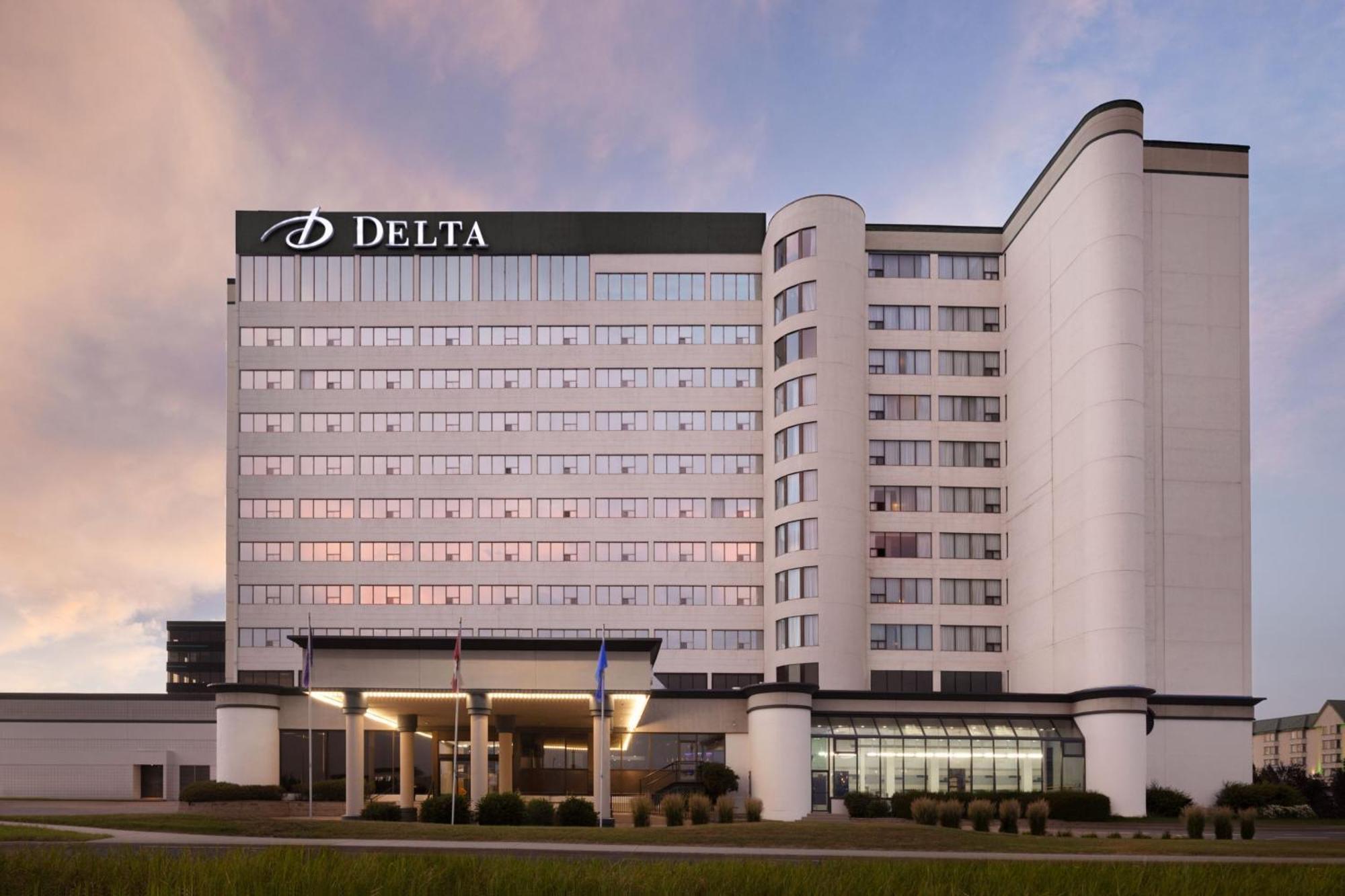 เดลต้า โฮเต็ล บาย แมริออท เอดมันตัน เซาท์ คอนเฟอเรนซ์ เซ็นเตอร์ Hotel ภายนอก รูปภาพ
